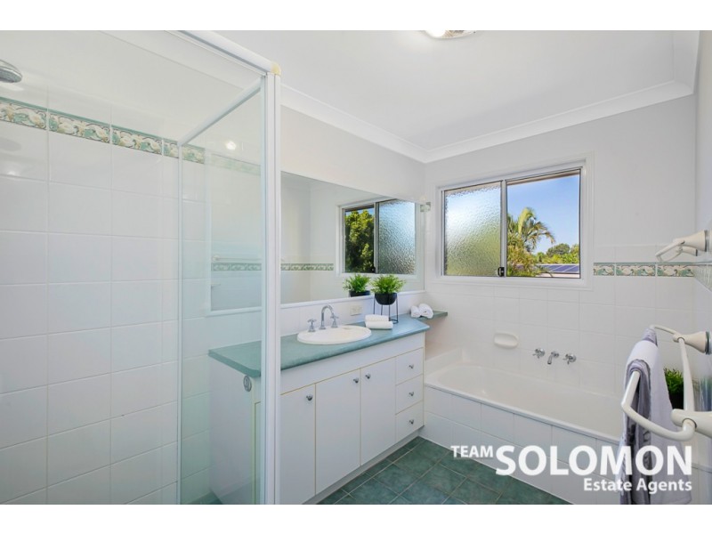 9 White Fig Place, Thornlands QLD 4164