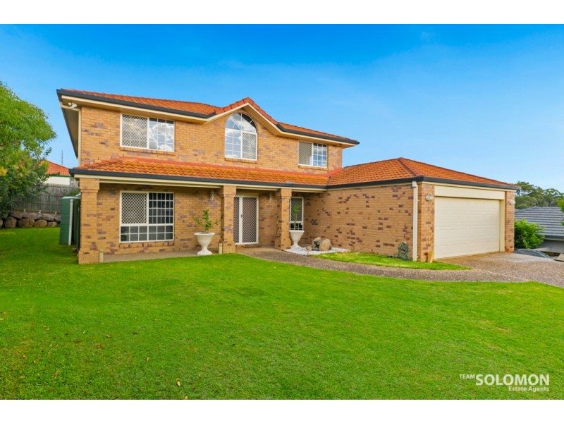 5 Arncliffe Close, Carindale QLD 4152