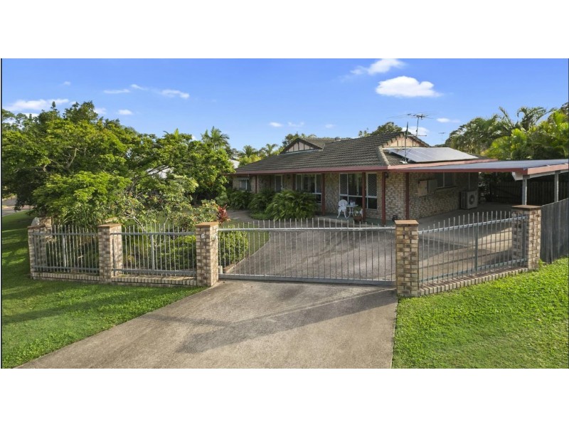6 Buggy Place, Redland Bay QLD 4165