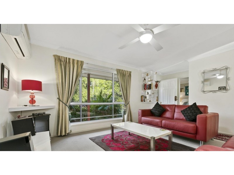 6 Buggy Place, Redland Bay QLD 4165