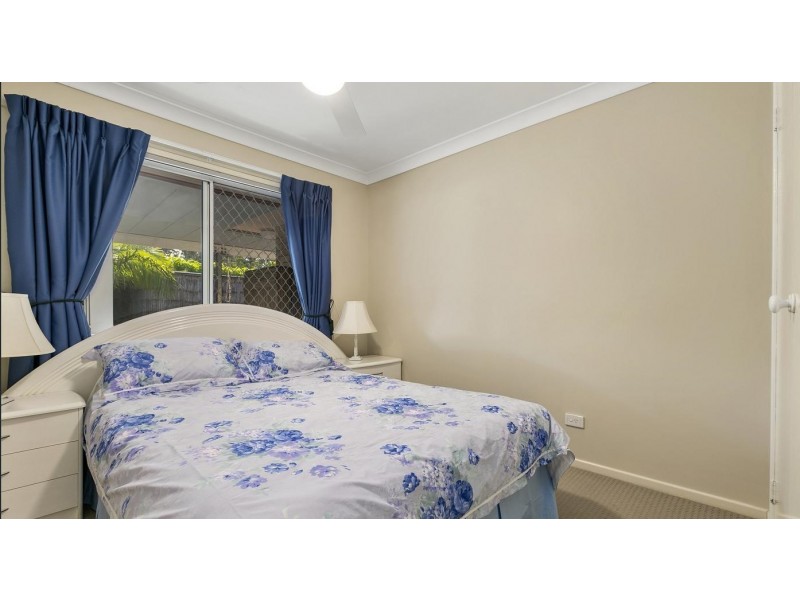 6 Buggy Place, Redland Bay QLD 4165