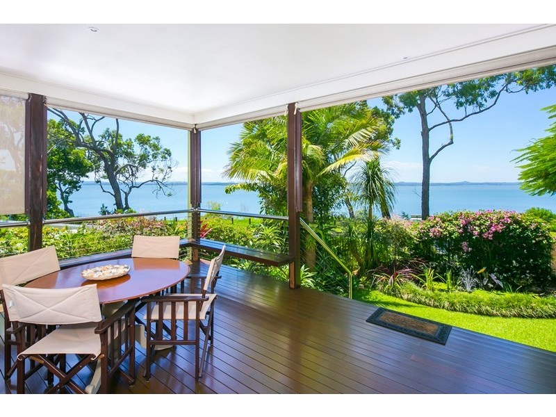 51 Esplanade, Redland Bay QLD 4165