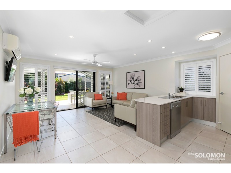 31 Ruth Street, Birkdale QLD 4159