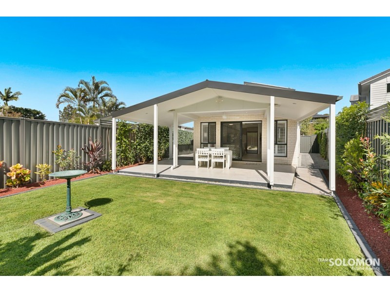 31 Ruth Street, Birkdale QLD 4159