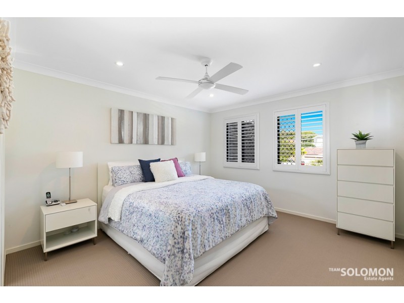 31 Ruth Street, Birkdale QLD 4159