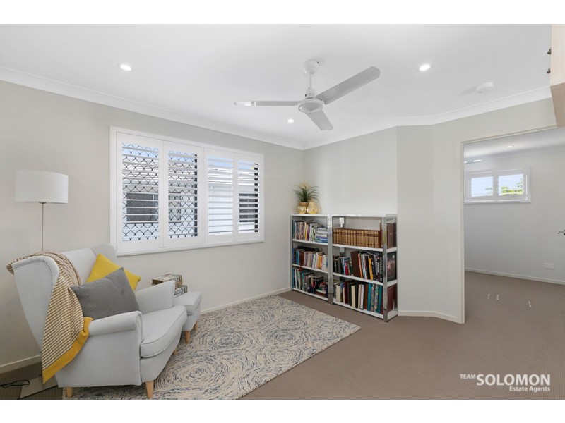 31 Ruth Street, Birkdale QLD 4159