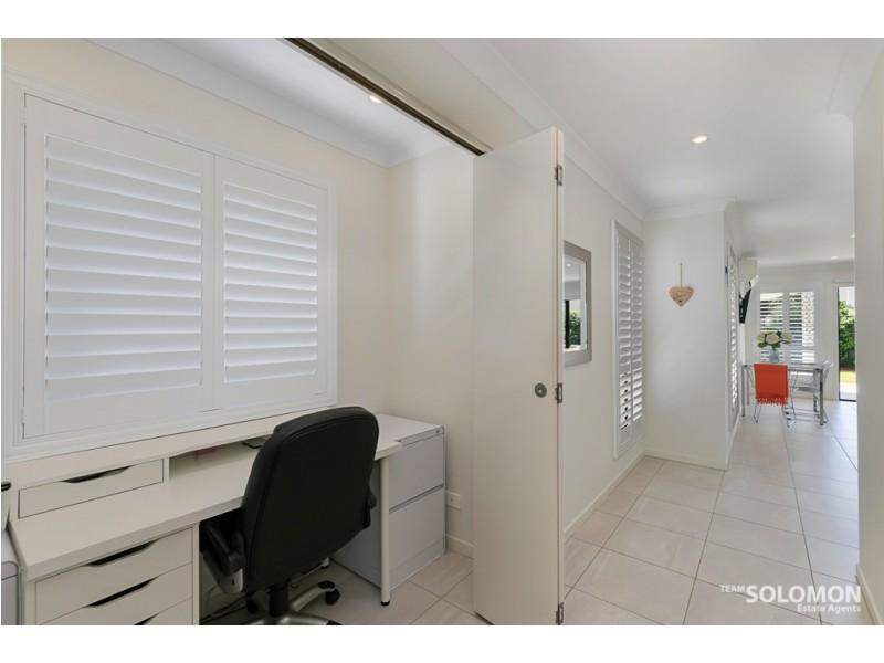 31 Ruth Street, Birkdale QLD 4159