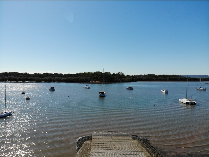 8-10 Alice Street, Russell Island QLD 4184