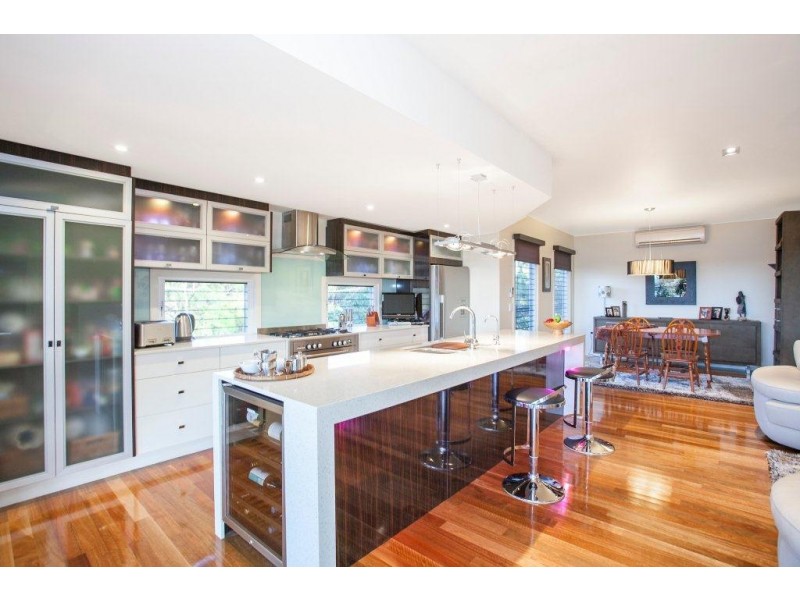 8-10 Alice Street, Russell Island QLD 4184