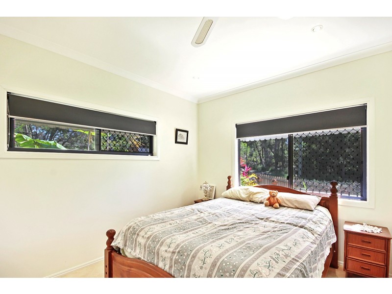 28 Leanne Street, Macleay Island QLD 4184