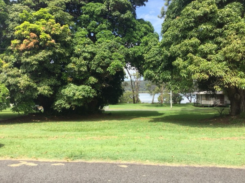 164-168 Canaipa Point Drive, Russell Island QLD 4184