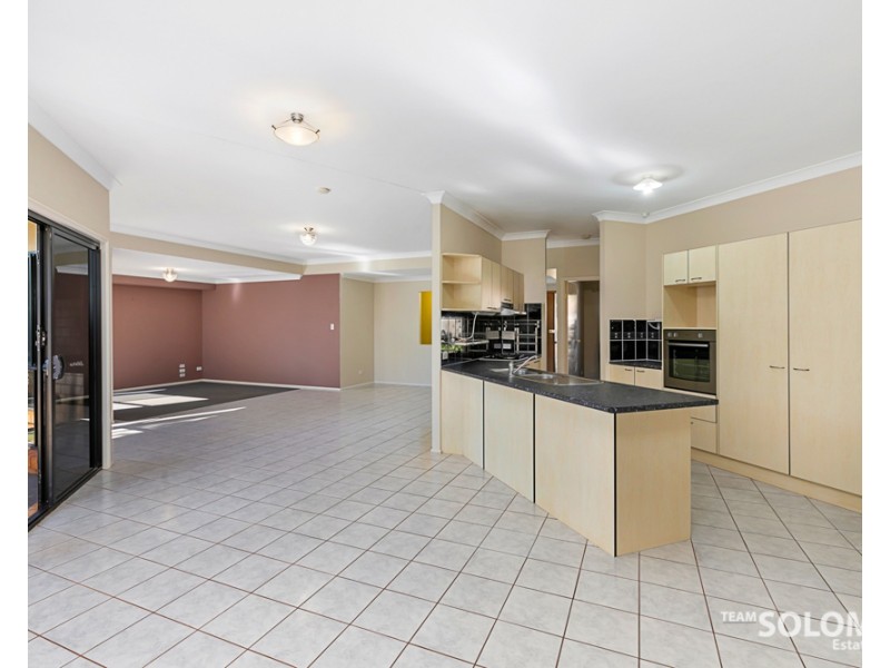 15 Braemer Court, Redland Bay QLD 4165