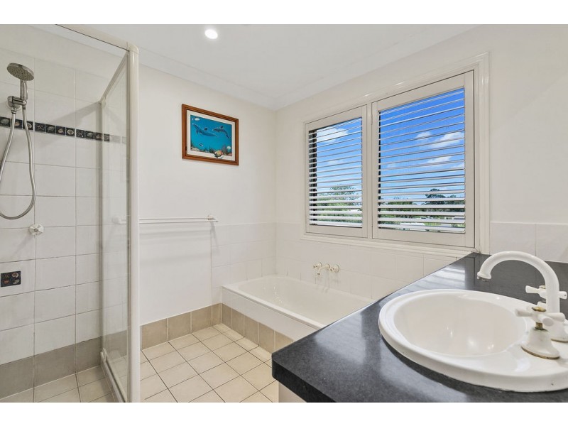 35 Korsman Drive, Thornlands QLD 4164
