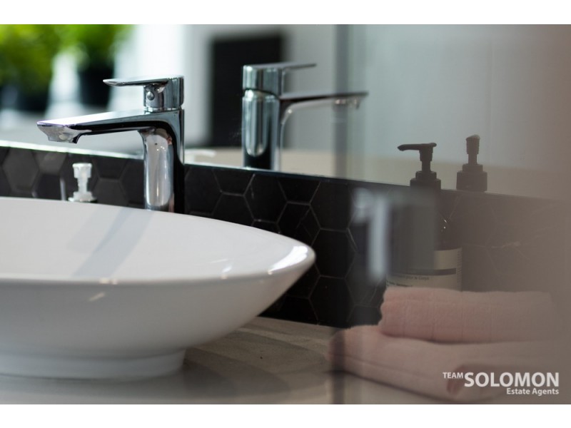 23 Vassi Concord, Cleveland QLD 4163