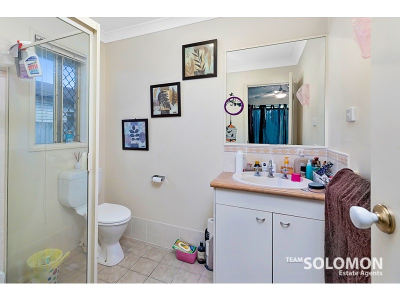 8 Ridgevale Street, Victoria Point QLD 4165