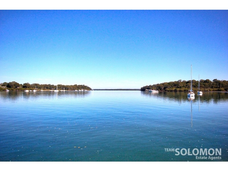 7 Brook Haven, Lamb Island QLD 4184
