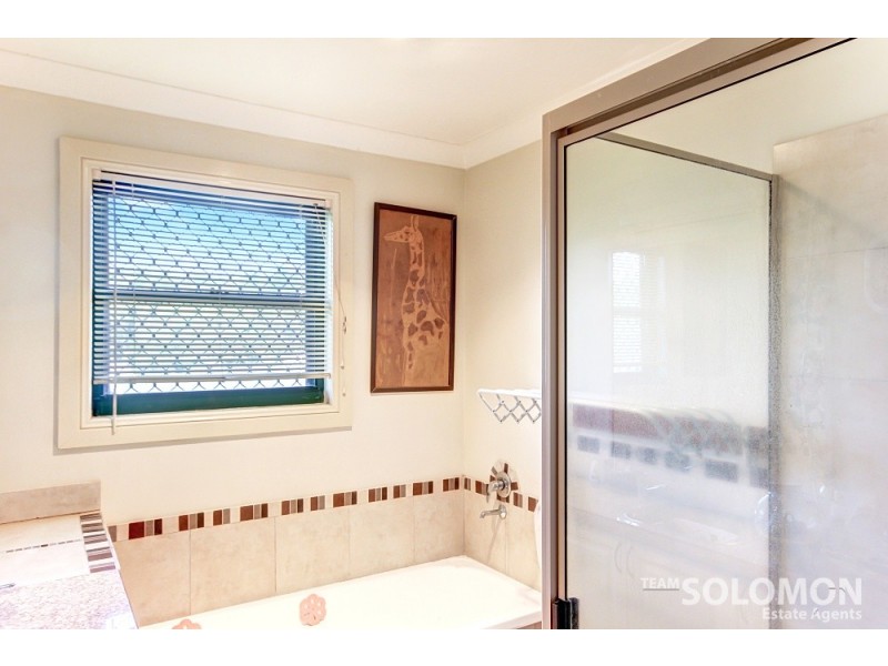 1 Gunsynd Street, Russell Island QLD 4184