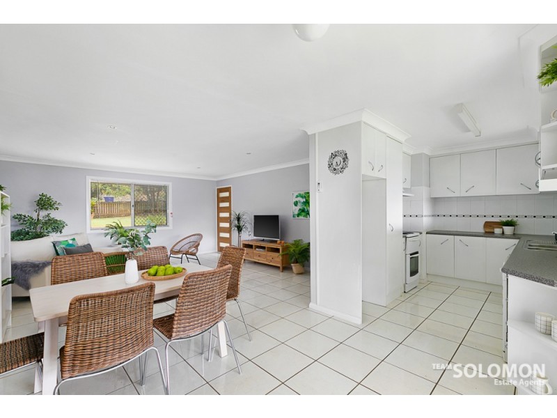 2 Sandpiper Street, Wellington Point QLD 4160