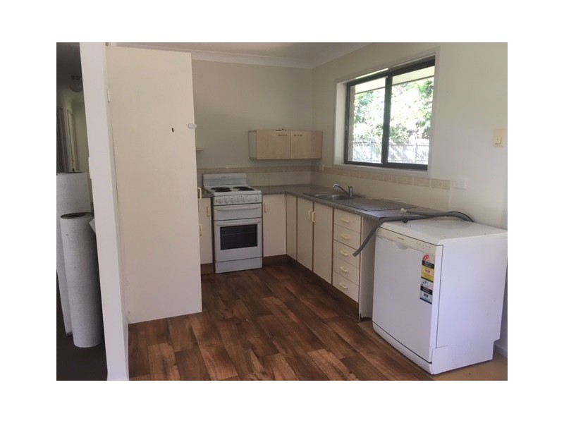 10 Marana Street, Coochiemudlo Island QLD 4184