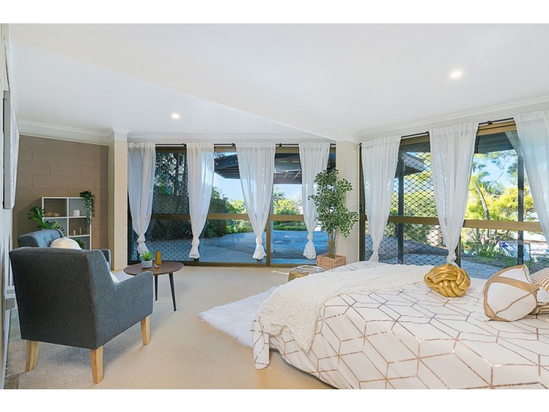 40 Bates Drive, Birkdale QLD 4159