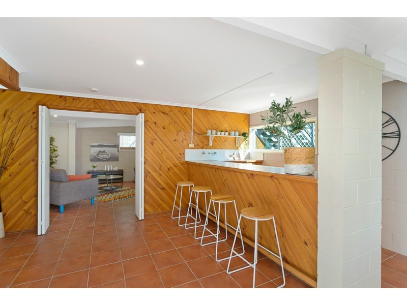 40 Bates Drive, Birkdale QLD 4159