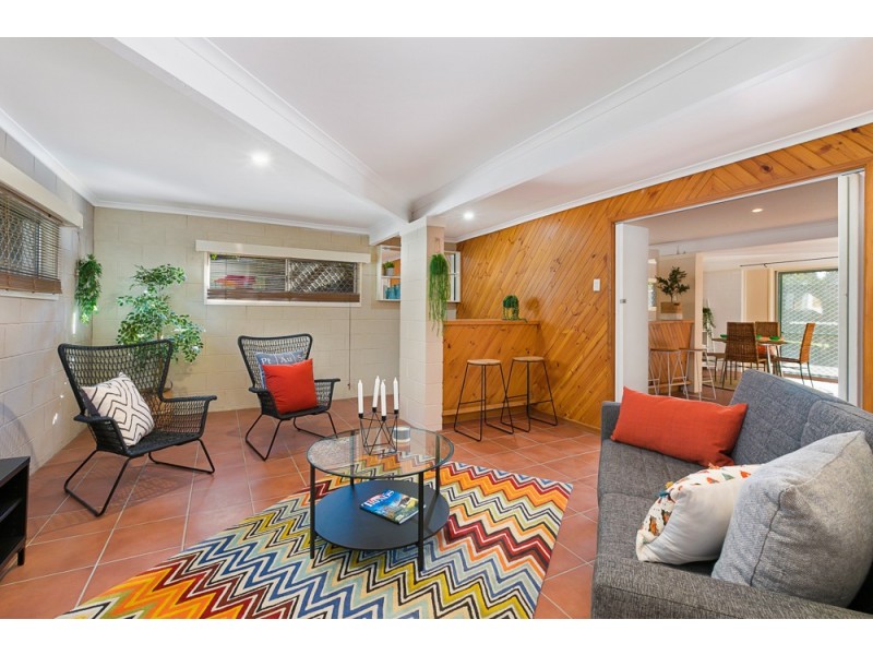 40 Bates Drive, Birkdale QLD 4159