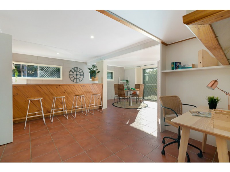 40 Bates Drive, Birkdale QLD 4159