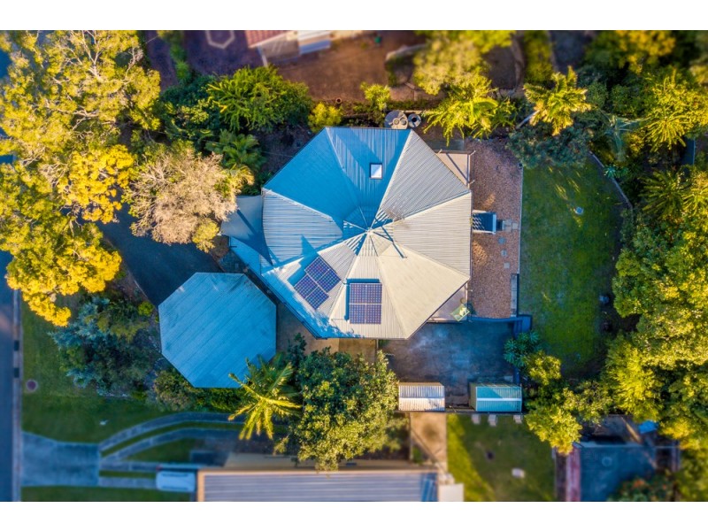 40 Bates Drive, Birkdale QLD 4159