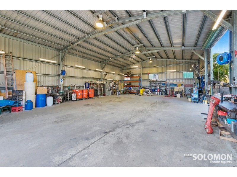 339 Redland Bay Road, Capalaba QLD 4157