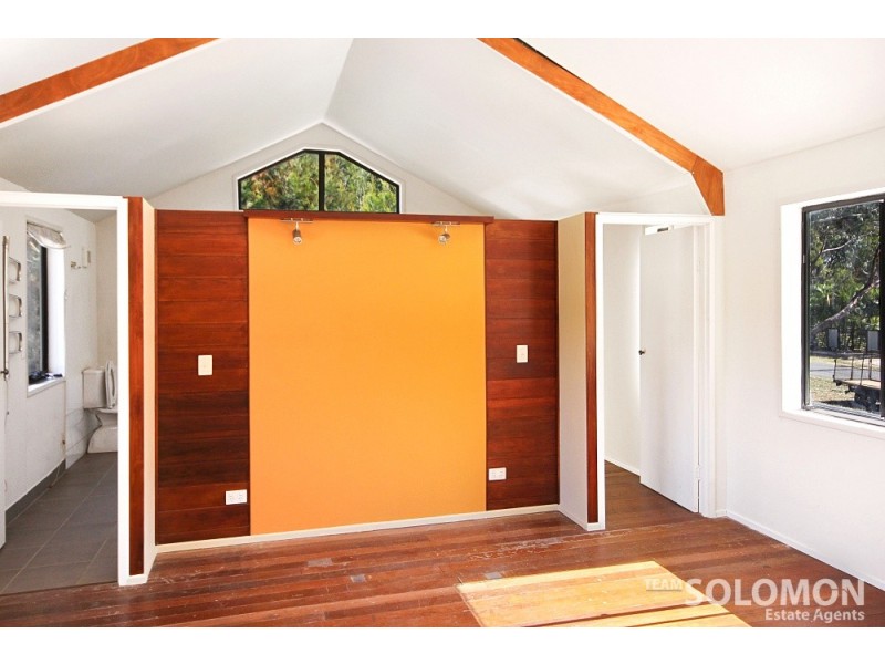 70 Minjerriba Road, Russell Island QLD 4184