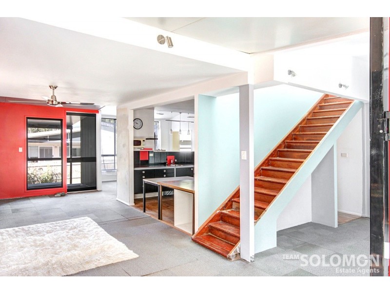 70 Minjerriba Road, Russell Island QLD 4184