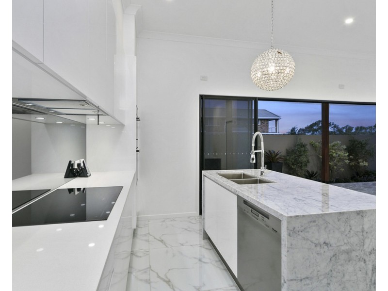 3/285 Main Road, Wellington Point QLD 4160