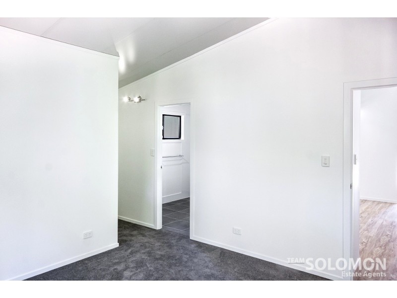 8 Sabot Street, Russell Island QLD 4184