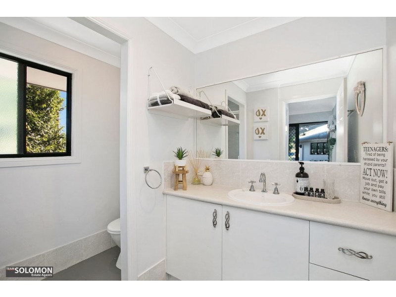 22 Prunda Circuit, Wellington Point QLD 4160