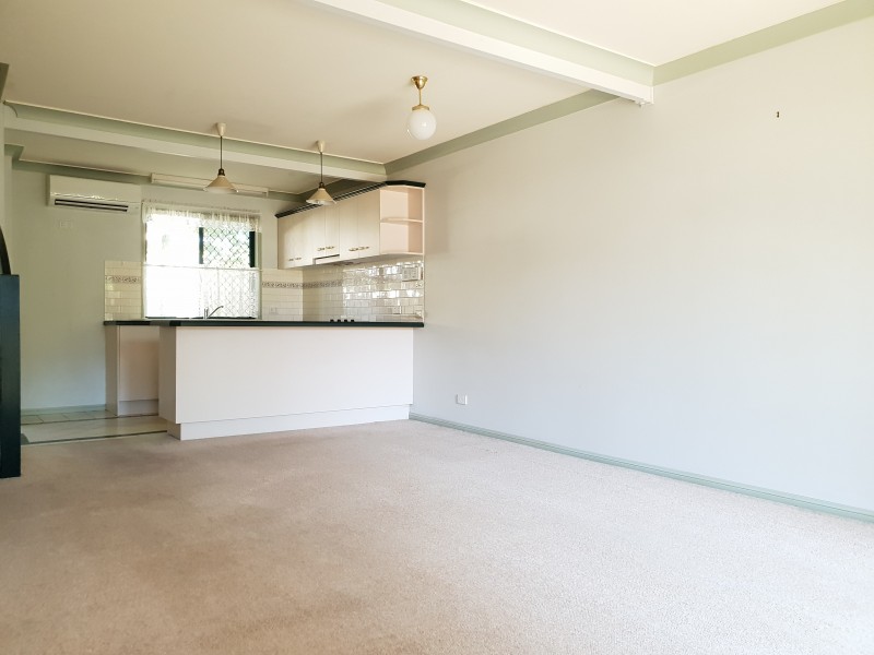 2/10 Waterloo Street, Cleveland QLD 4163