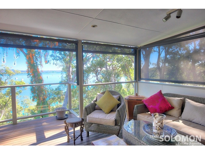 21 Cliff Terrace, Macleay Island QLD 4184