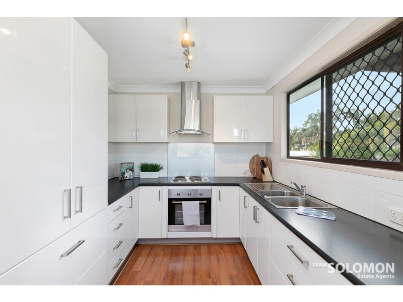 26 Boambillee Street, Thorneside QLD 4158