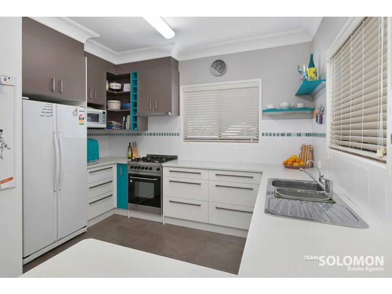 5 Peewee Court, Wellington Point QLD 4160