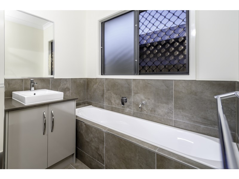 30 Splendour Circuit, Yarrabilba QLD 4207