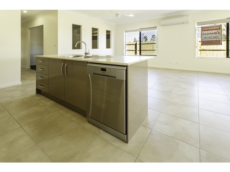 30 Splendour Circuit, Yarrabilba QLD 4207