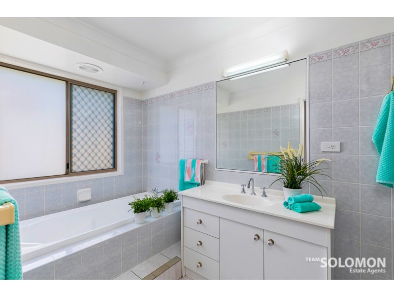 23-24 McCullagh Street, Cleveland QLD 4163