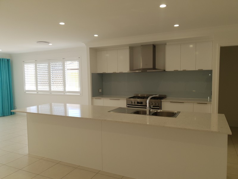 8 Leven Street, Thornlands QLD 4164