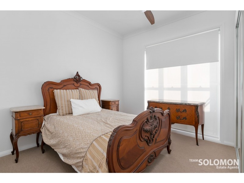 280 Queens Esplanade, Thorneside QLD 4158