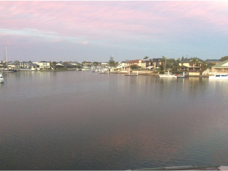 27 Sternlight Court, Raby Bay QLD 4163