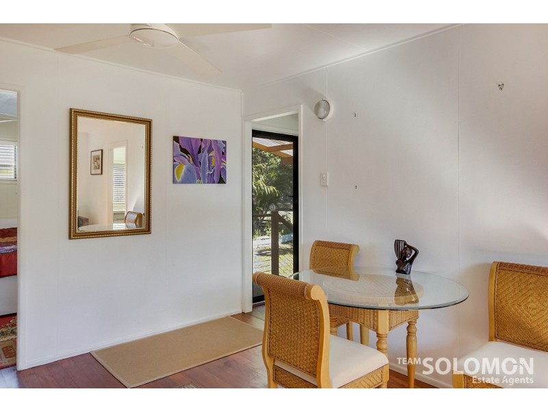 7 Orange Grove Street, Coochiemudlo Island QLD 4184