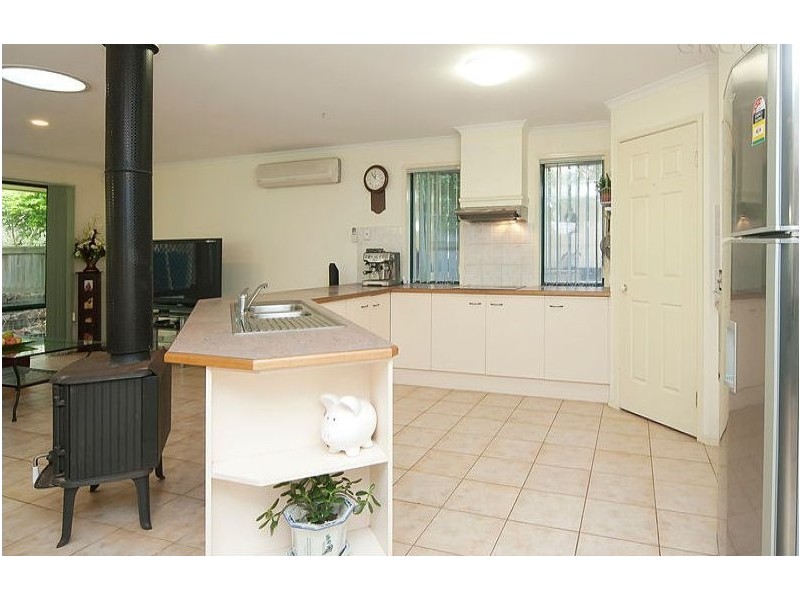 11 Chiswick Place, Forest Lake QLD 4078