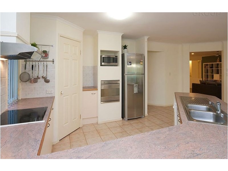 11 Chiswick Place, Forest Lake QLD 4078