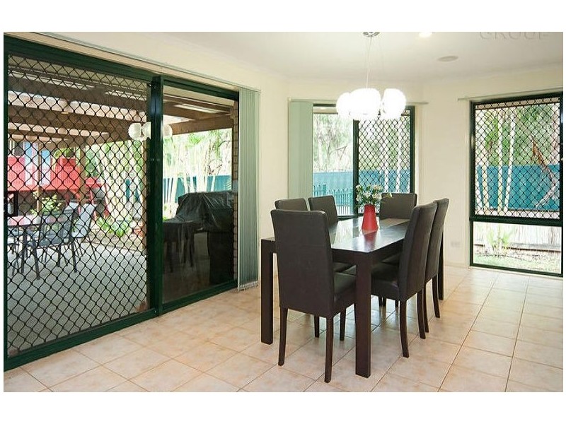 11 Chiswick Place, Forest Lake QLD 4078