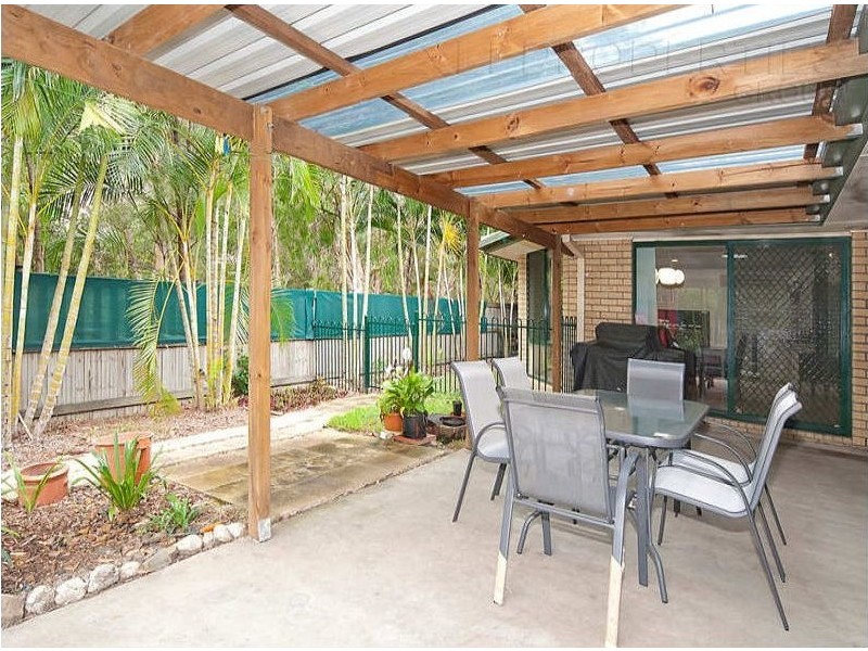 11 Chiswick Place, Forest Lake QLD 4078