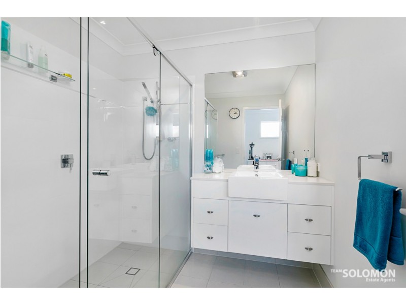 17/92-94 Sturgeon Street, Ormiston QLD 4160